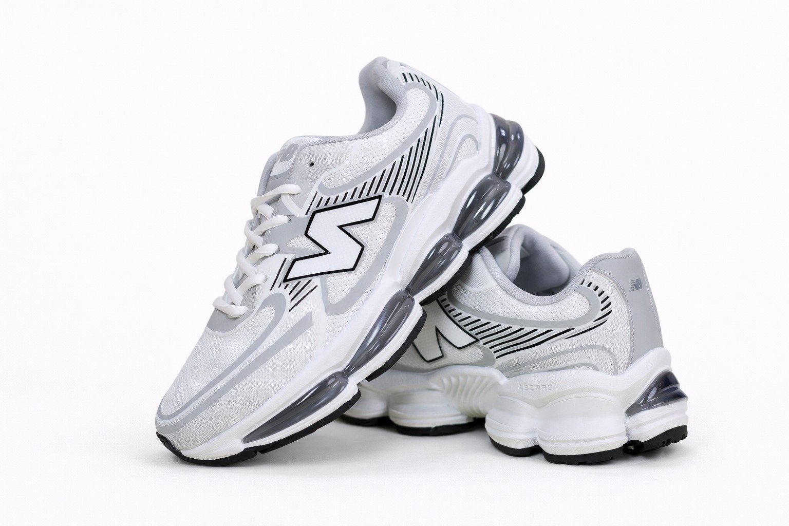 WhatsApp Image 2026-03-05 at 12.46.31 PM (1) New Balance (نيو بالانس) - الصورة 1